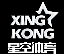 鲸鱼直播：重聚，何塞卢回到伯纳乌与皇马全队见面并拥抱